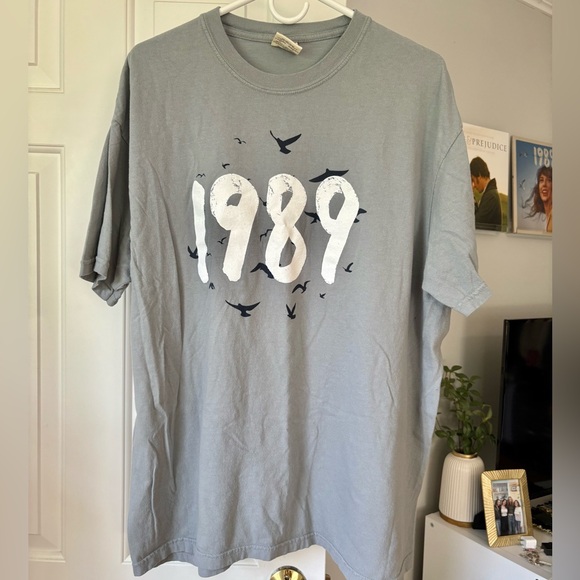 Comfort Colors Tops - 1989 inspired tee